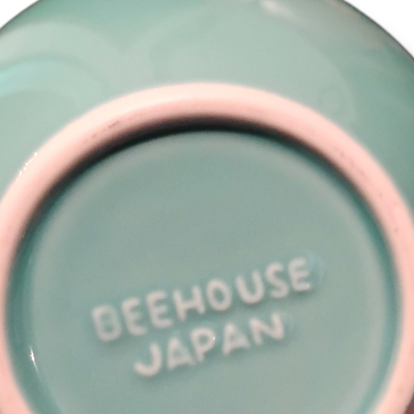 BeeHouse Turquoise Ceramic Teapot with Blue Lid - Picture 4 of 7